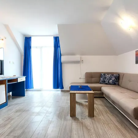 Hotel Siyanie Kiten