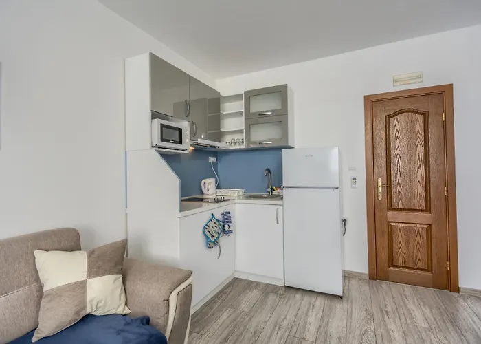 Hotel Siyanie Kiten (Burgas)